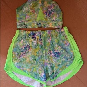 Size Small Nike set. EUC.
